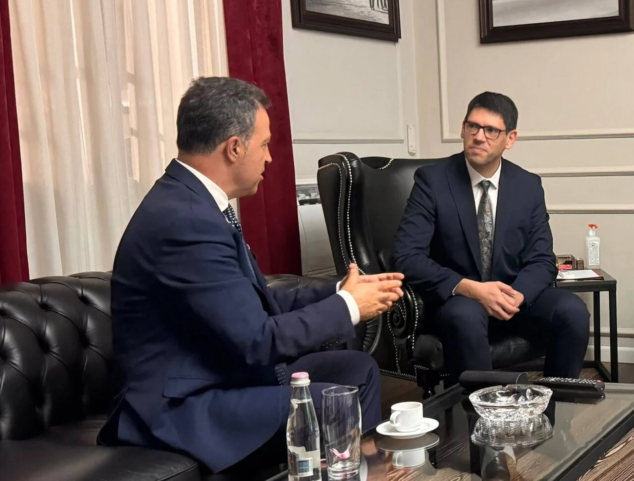 Ферати-Пелеши: Односите Албанија – Северна Македонија, клуч за унапредување на соживотот и соработката